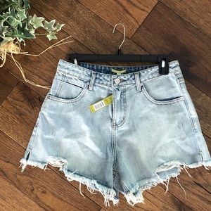 🌟SALE🌟Frayed High Waist Boyfriend Denim Shorts